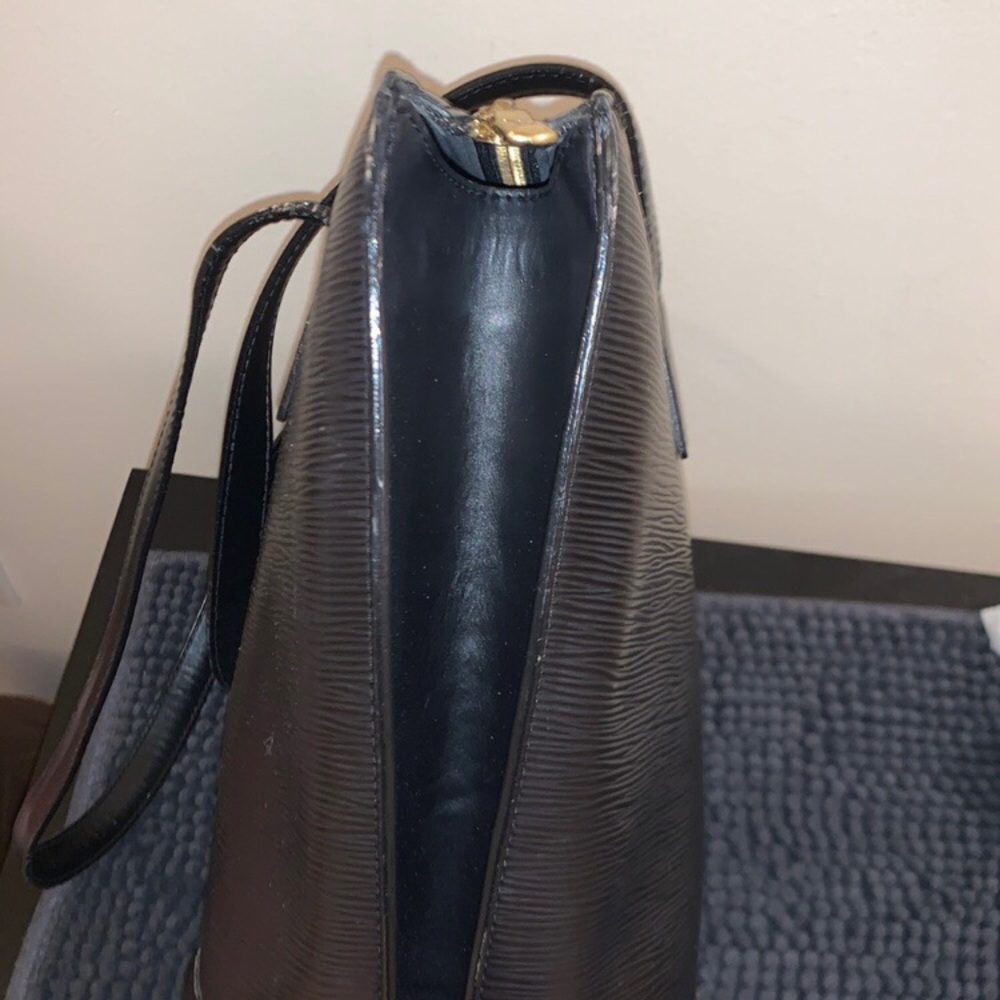 ✨FINAL OFFER✨Authentic Louis Vuitton Vintage handbag - Picture 6 of 15